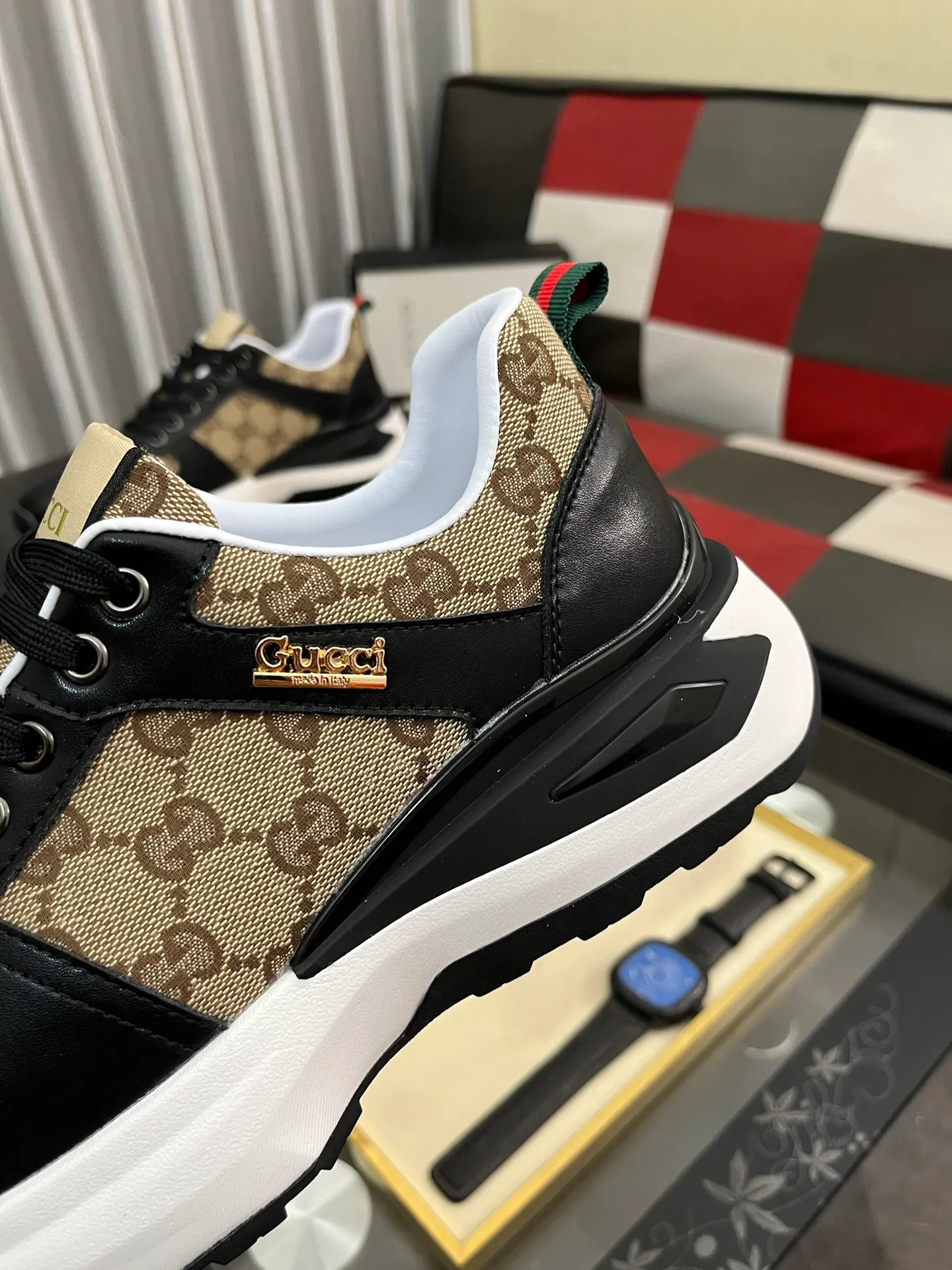 Men's Men's Shoes💰458⌚️⌚️[GUCCI] Gucci men's casual shoes are absolutely popular🔥The ultimate matching item for trendy men! The charm of super texture is irresistible, the main recommendation, the flower leather color is bright! The upper is made of high-quality brand printed fabric with cowhide, breathable leather lining and wear-resistant rubber sole, noble and elegant! Extremely comfortable🎁🎁You can be as handsome as you want💪 38-444️⃣colors available